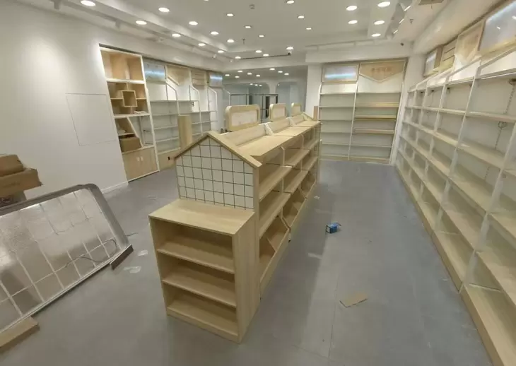 母婴店货架