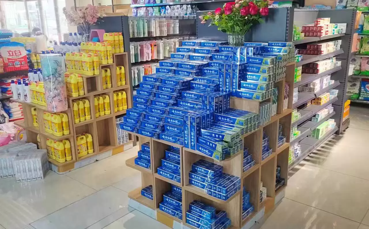 中之美货架 — 商超配套设备